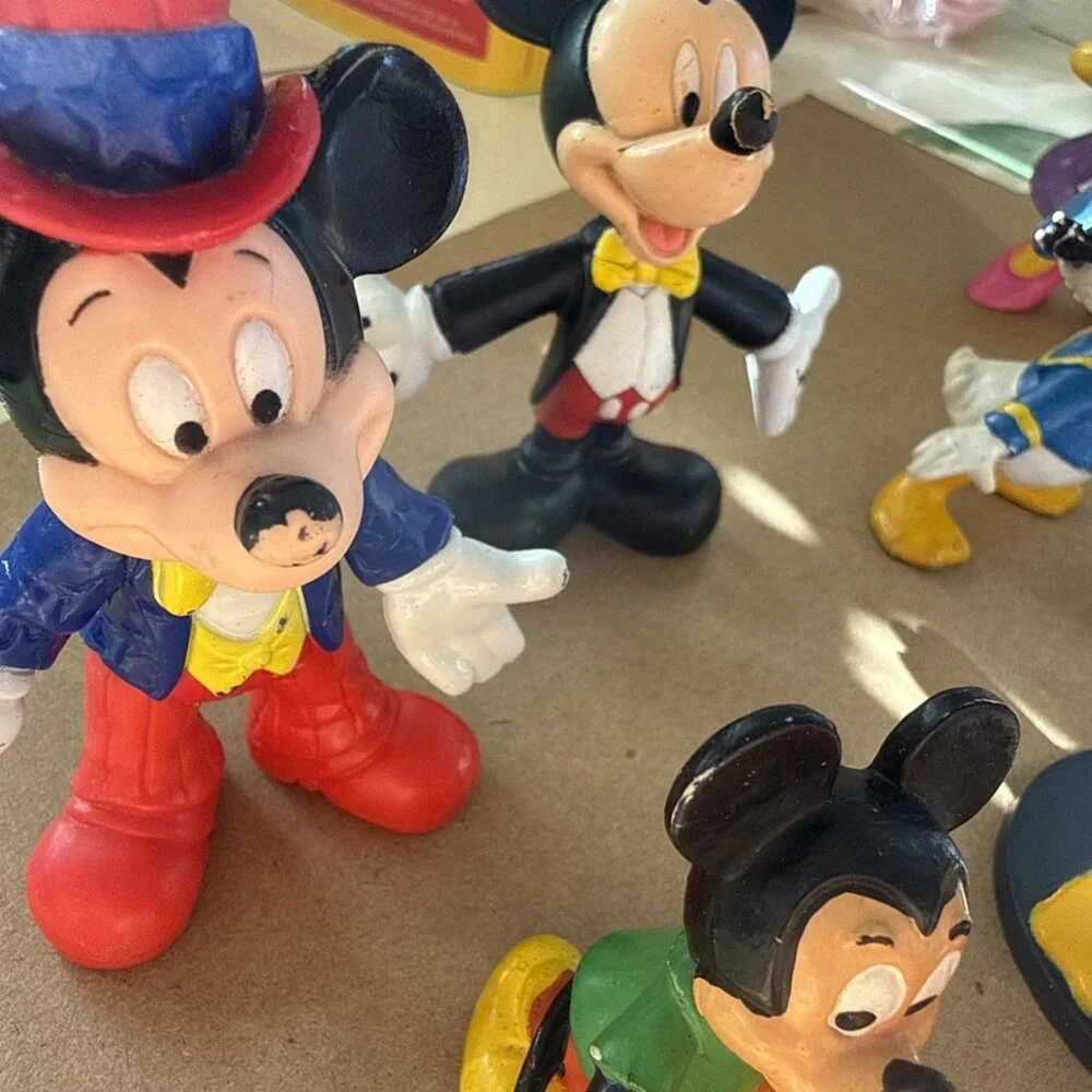 12 Lot Mickey Mouse Pete Daffy Daisy Duck Goofy Epcot Disney McD’s Germany Vtg - Picture 5 of 16